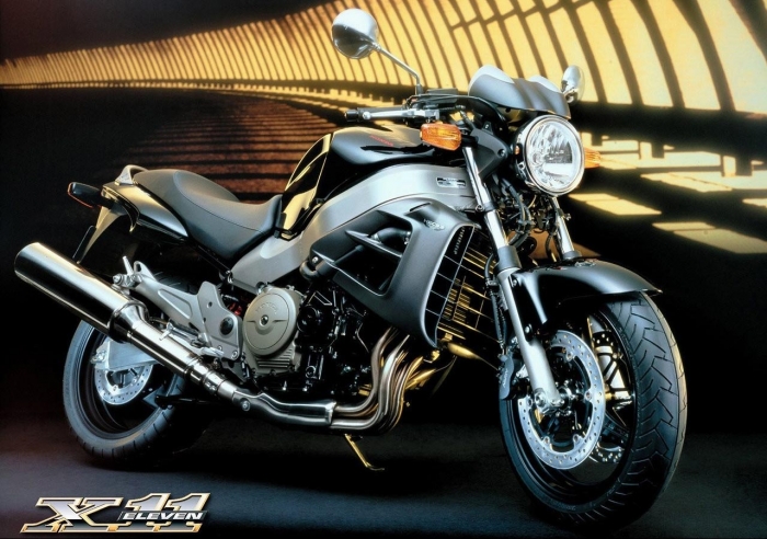 motorcycle designer freelance contract project work experienced Honda motorcycle design - Honda X-11, CB1100 Super Four